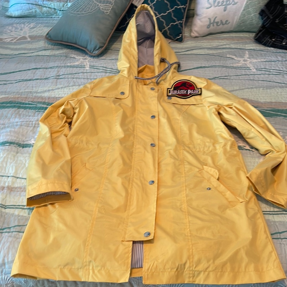 Jurassic Park Yellow Rain Jacket sz M